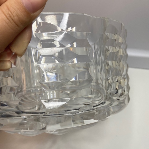 Waterford 7" Round Bowl- Bow Tie  Design - Picture 3 of 8